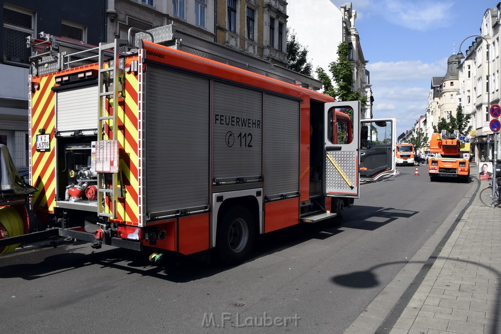 Feuer 1 Koeln Muelheim Berlinerstr P06.JPG - Miklos Laubert